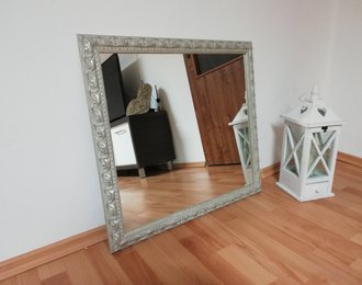 zrkadlo ako doplnok do bytu